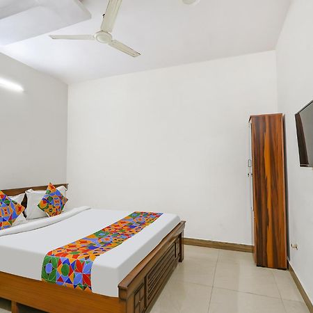 Fabexpress Korner Inn - Sivaji Park Visakhapatnam Exterior foto