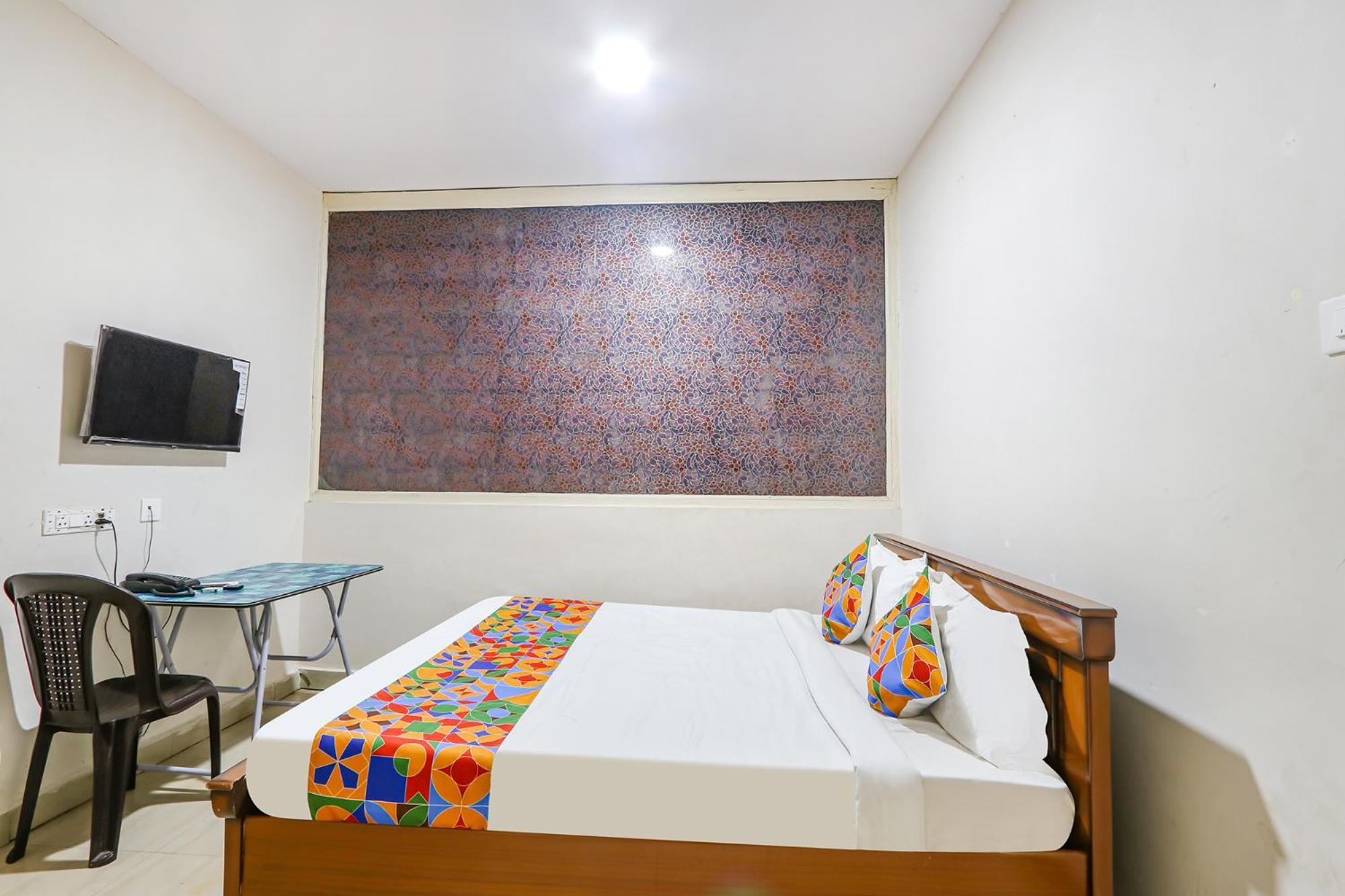 Fabexpress Korner Inn - Sivaji Park Visakhapatnam Exterior foto